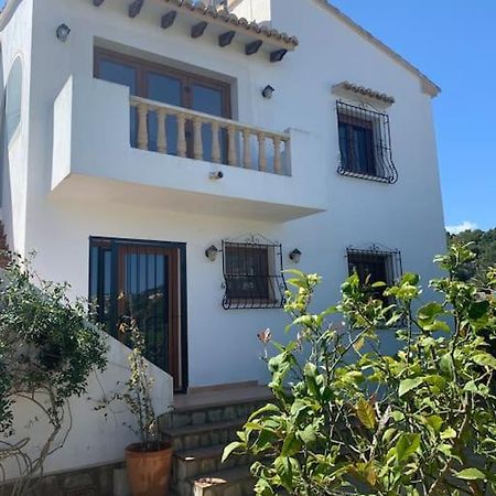 Апартаменты Casa Alfie Теулада Экстерьер фото